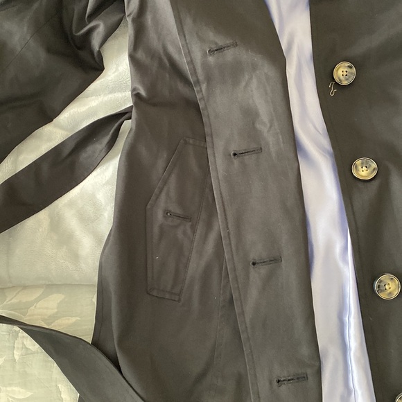 London fog black lined trench coat women’s petite small - Picture 3 of 11